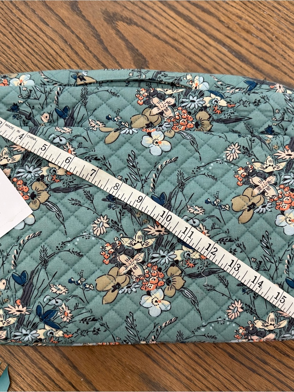 Vera Bradley Teal Floral Quilted laptop case and small cosmetic bag - Picture 4 of 10